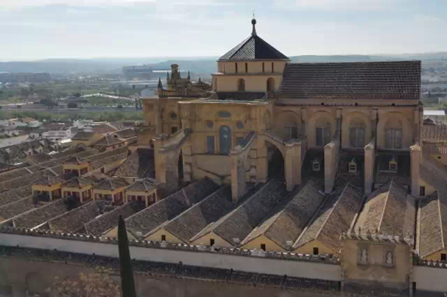 Ruta mezquita catedral juderia alcazar Descubre la Maravillosa Ciudad de Cordoba
