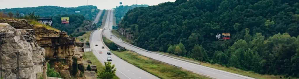 Traslado seville cadiz Descubre la historia de Andalucia Traslado Sevilla Cadiz con nuestro servicio de transporte privado