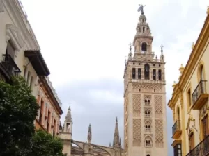 Visita Encantada por Sevilla |  Leyendas y secretos de Sevilla
